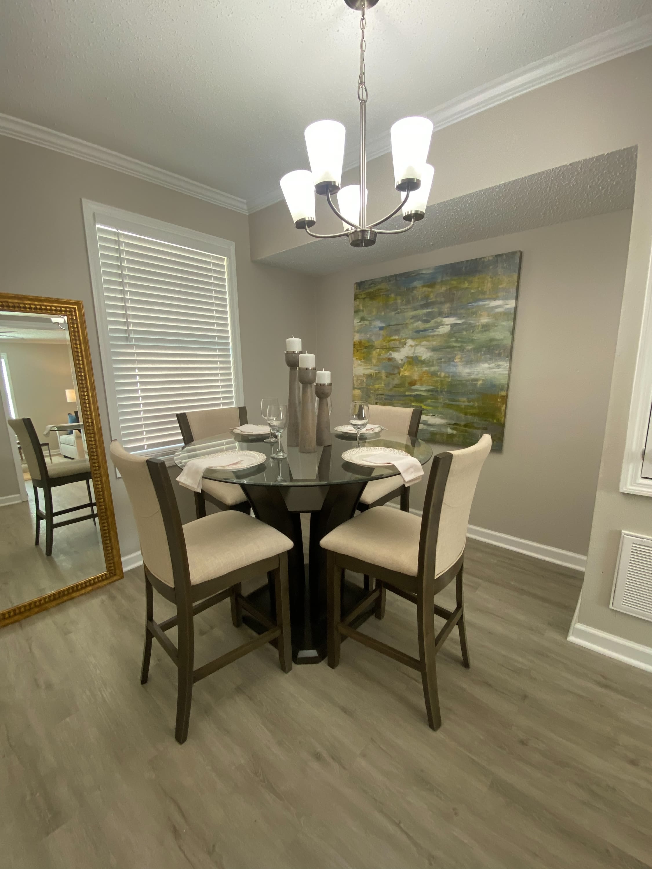 415 D Crenshaw Street – photo 1