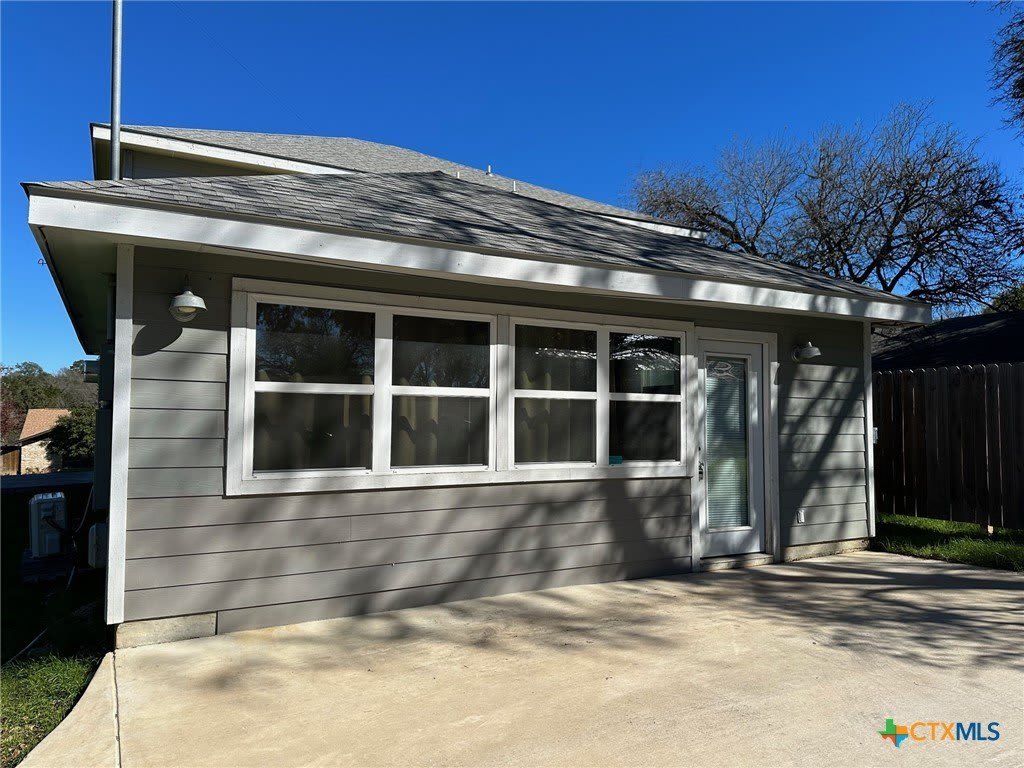 1419 Alamo Street – photo 1 of 23