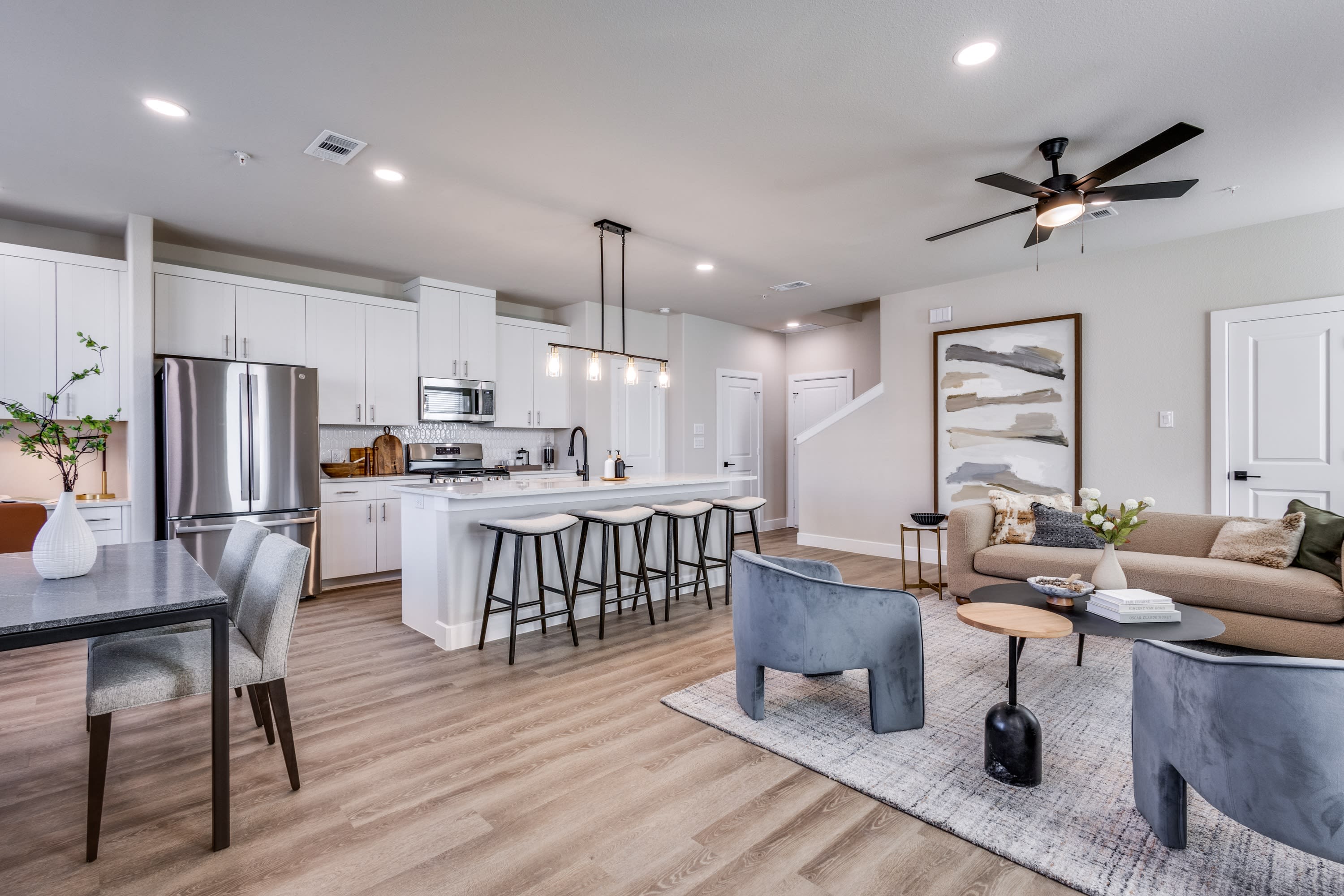 Townhomes at Sam Rayburn – photo 1