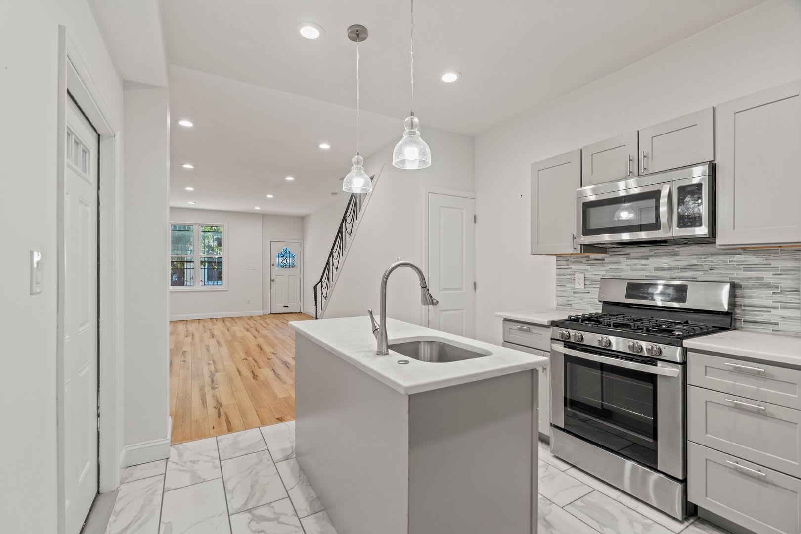 1630 Edgley St. Philadelphia PA 19121 – photo 1