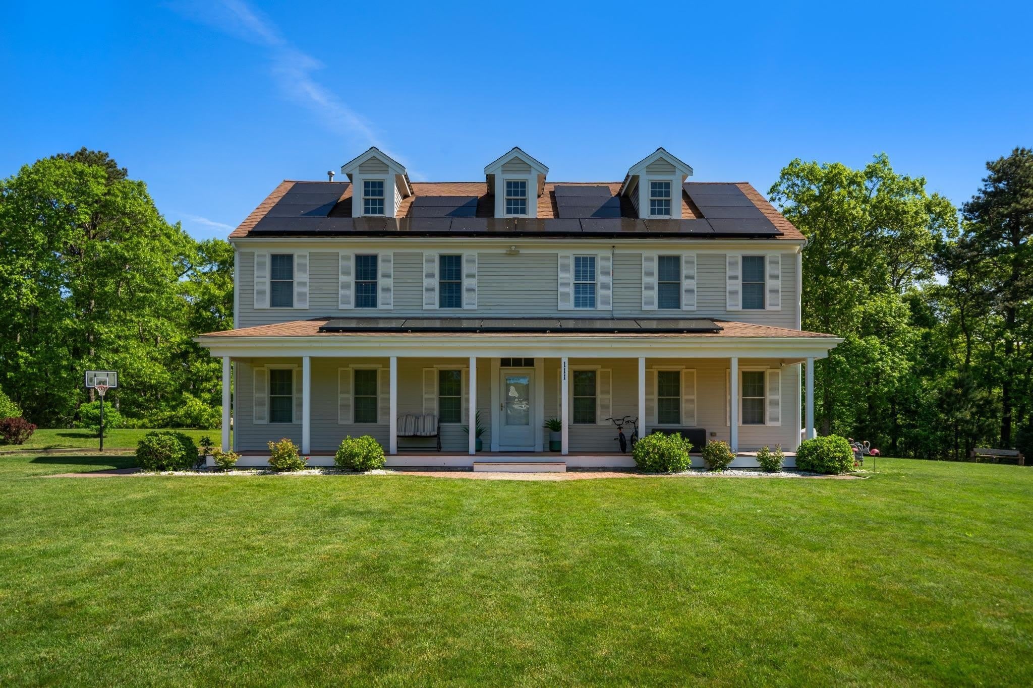 111 Sisters Circle – photo 1 of 34