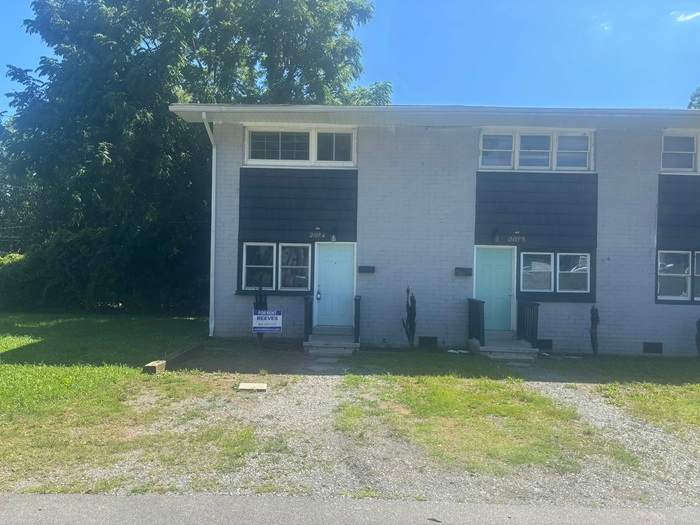2407 Julia Avenue – photo 1