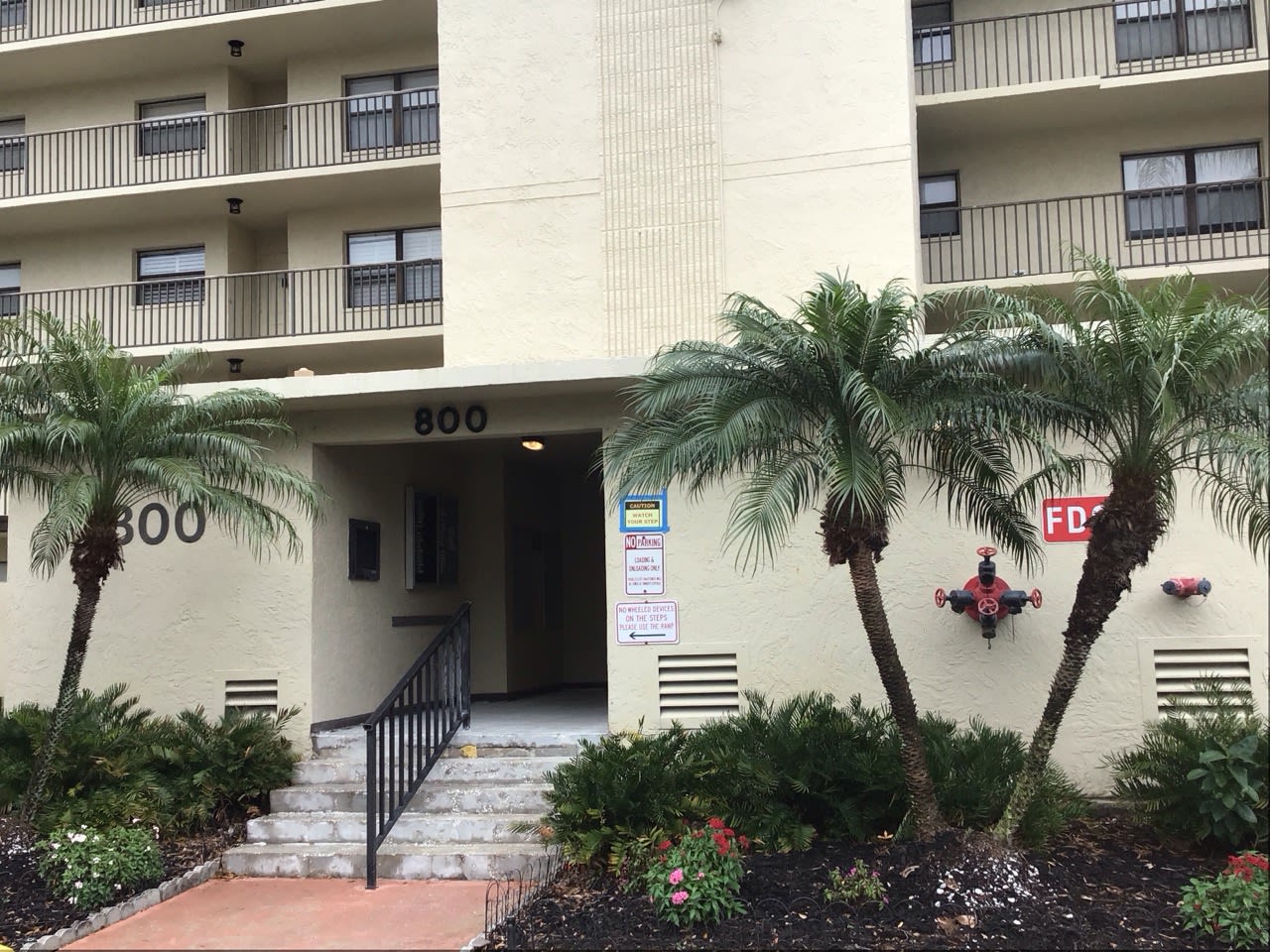 800 Cove Cay Dr Unit 5D – photo 1