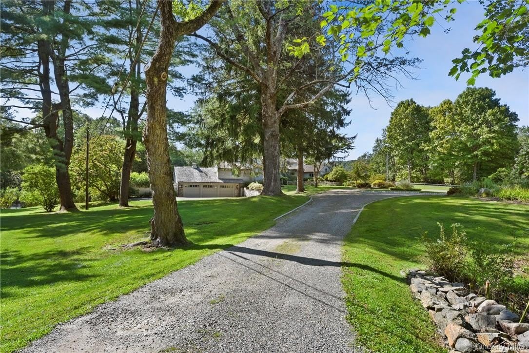 106 Old Stone Hill Road – photo 1