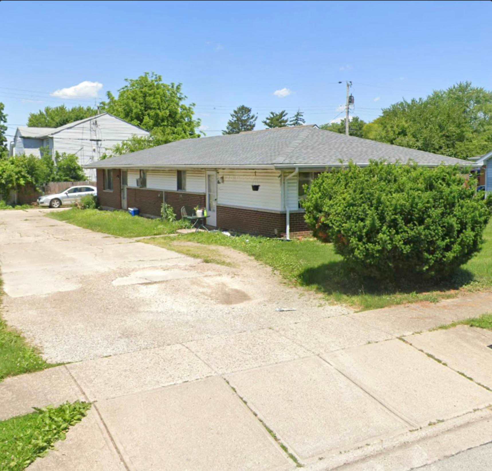 437-439 Forest Street – photo 1 of 6