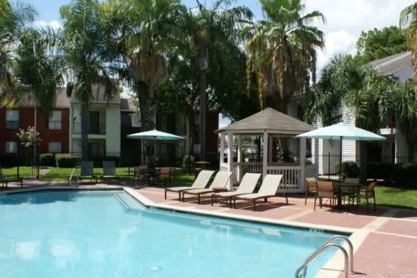 Towne Lake Apartments – photo 1