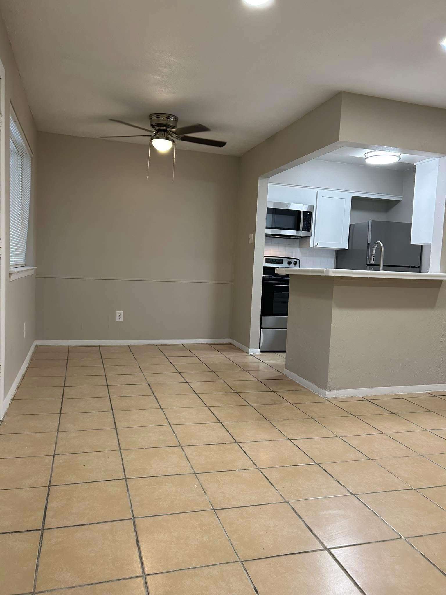 Oak Park – photo 1