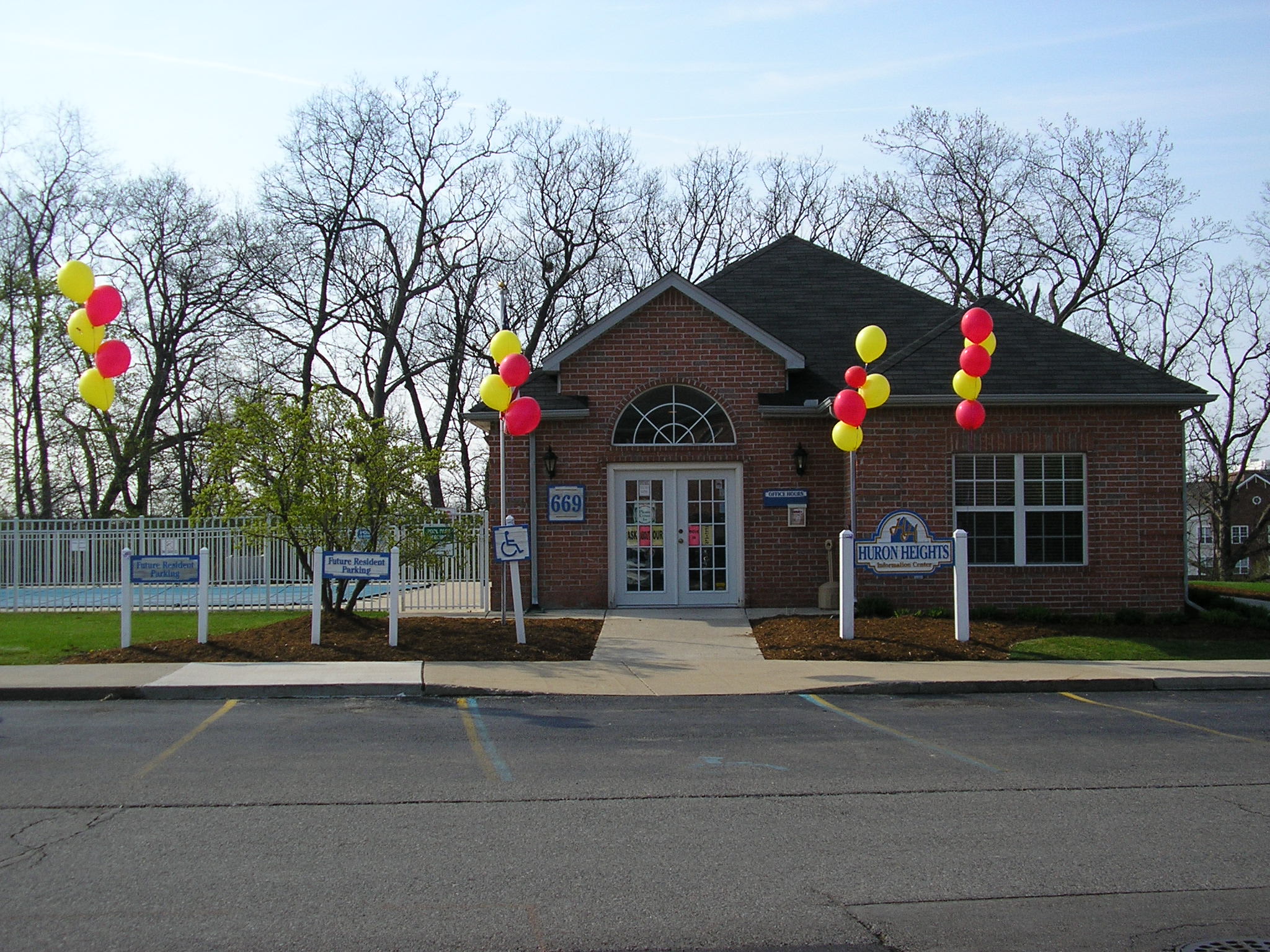 Huron Heights – photo 1