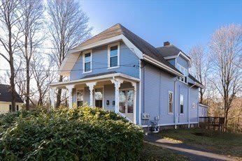 366 Commercial St – photo 1 of 103