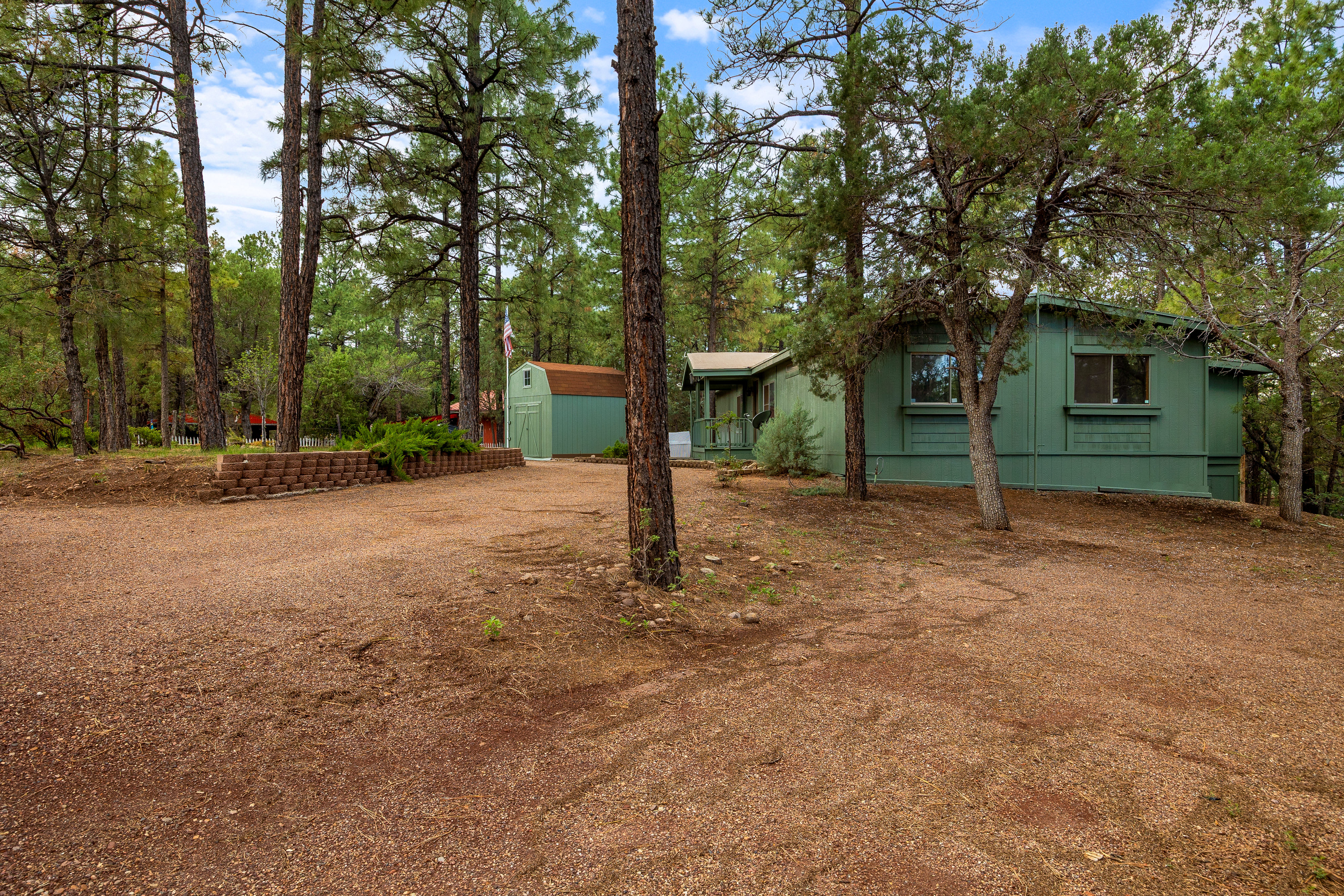6512 Lower Ridge Dr – photo 1 of 34
