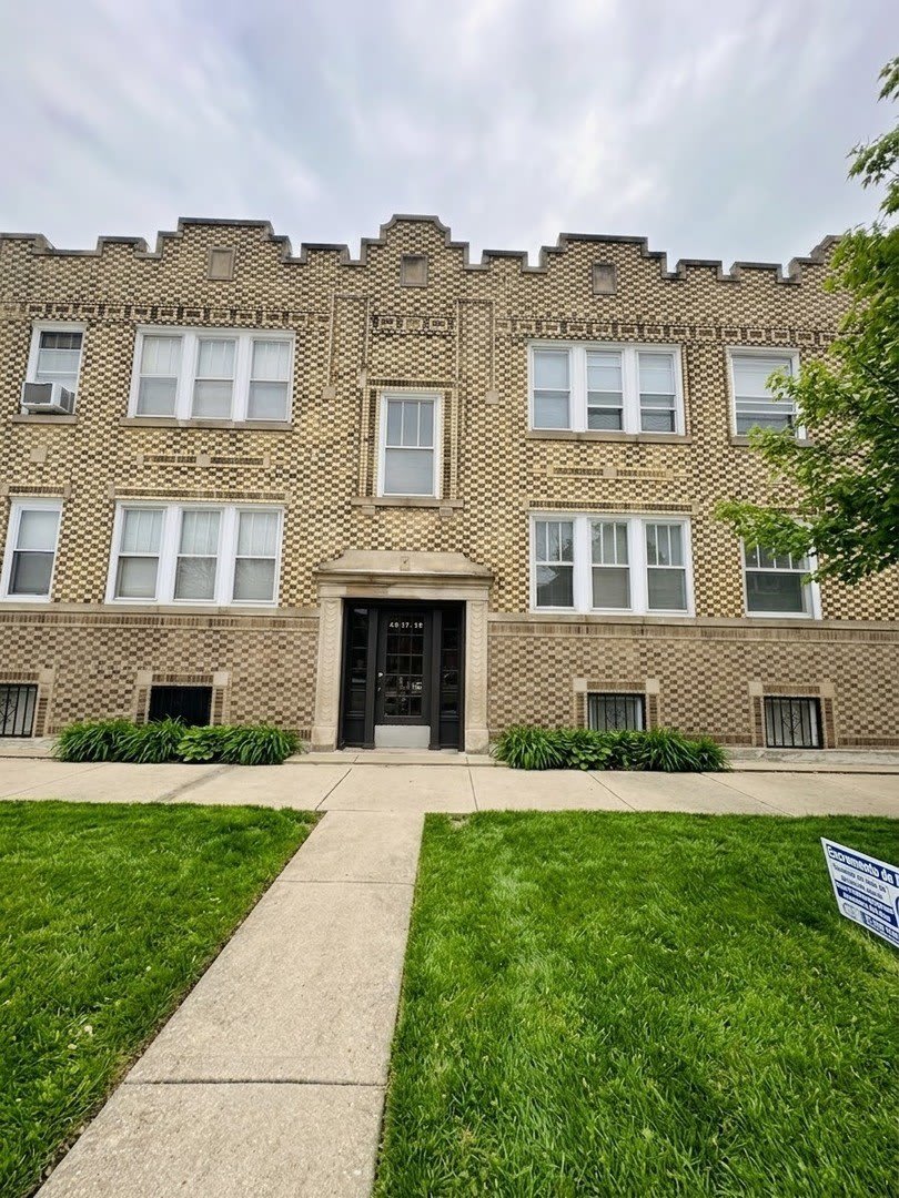 4237 W George Street – photo 1