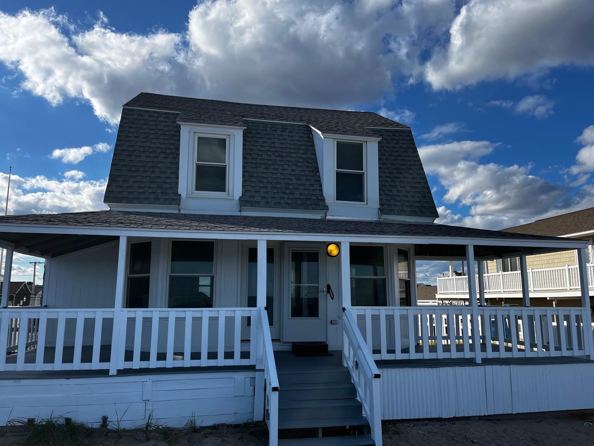 432 North End Boulevard – photo 1 of 22