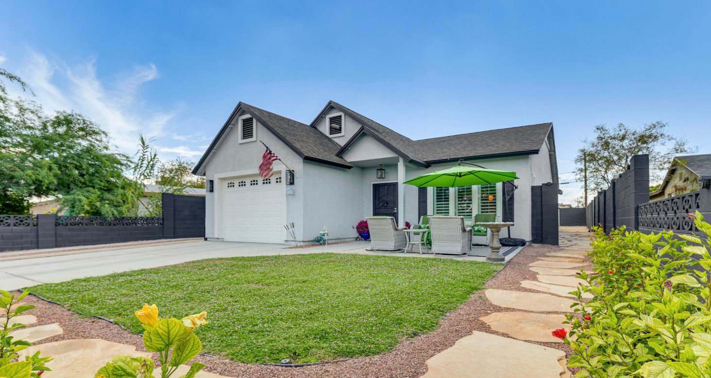 9206 Calle Azteca – photo 1 of 19
