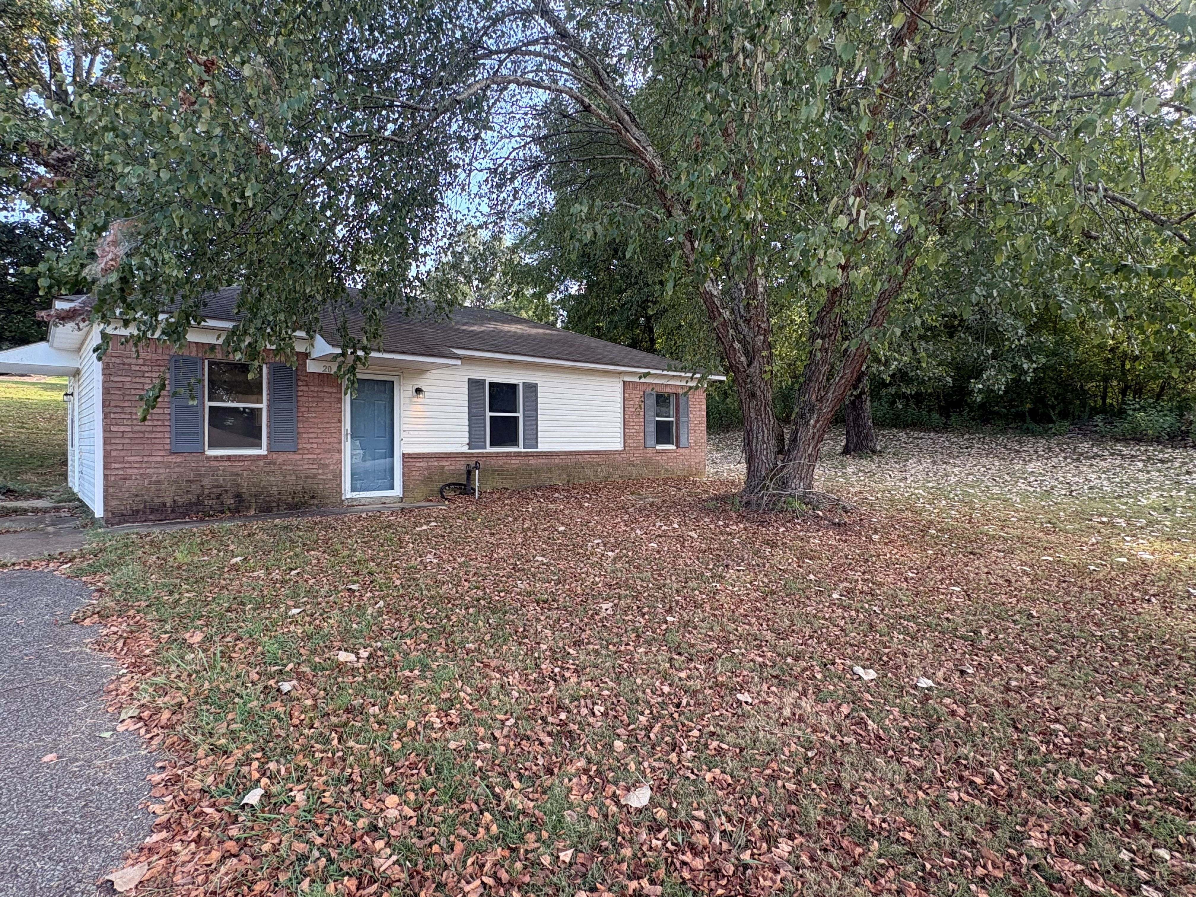 20 James Ln – photo 1 of 12