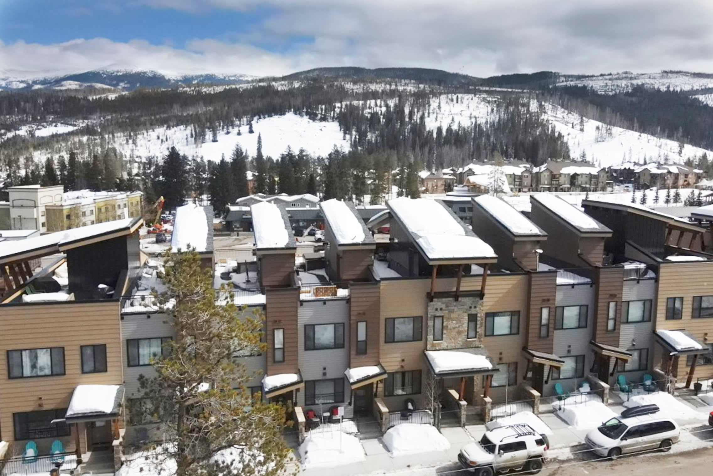 276 Lions Gate Drive – photo 1 of 13
