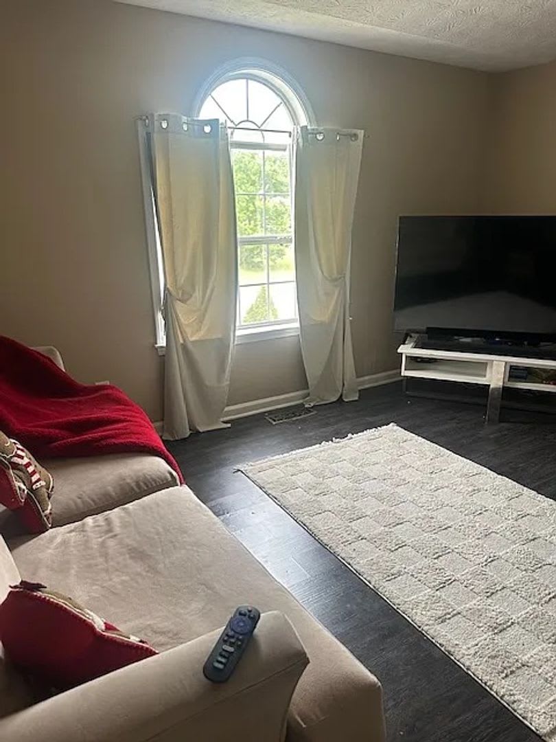 Room In 5 Bedroom Home In Lithonia – photo 1 of 215