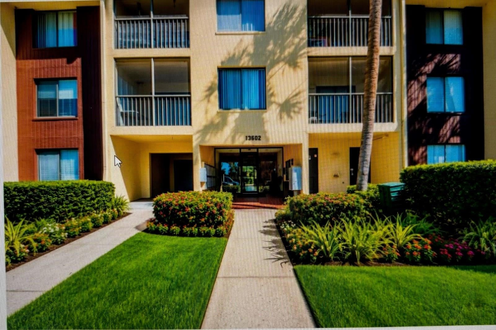 13602 S VILLAGE Drive – photo 1