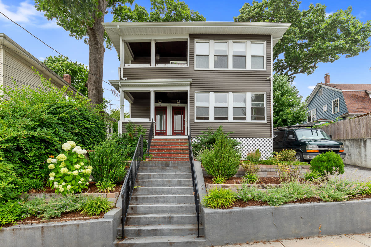 19 Auburn Street – photo 1