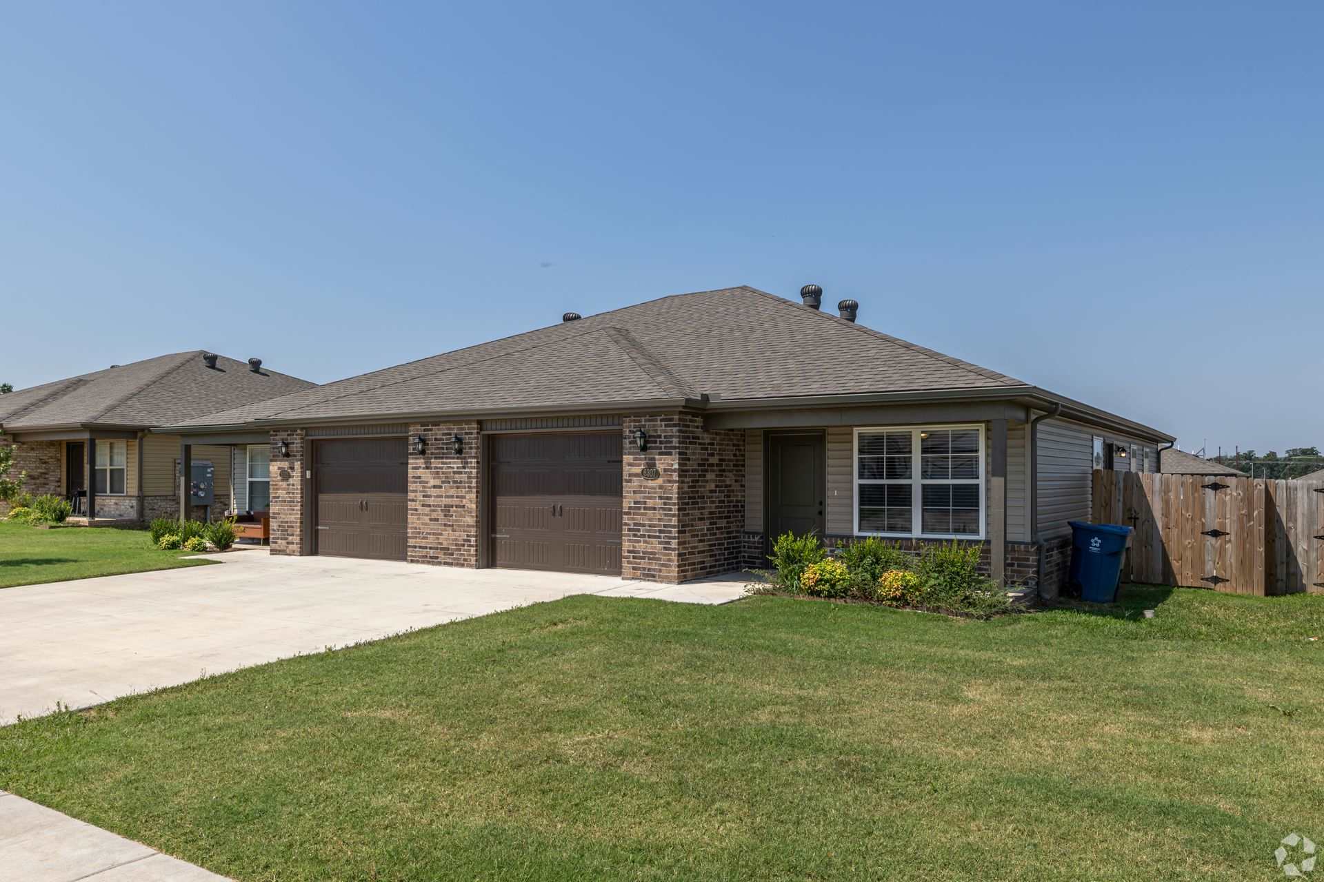 Now Leasing: 2,3, &amp; 4-Bedroom Duplexes at Woodward Park with Attached Garage—Apply Today! – photo 1 of 25