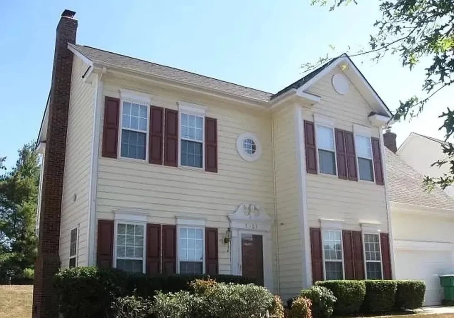 Room In 3 Bedroom Home At Blueshot Ct – photo 1