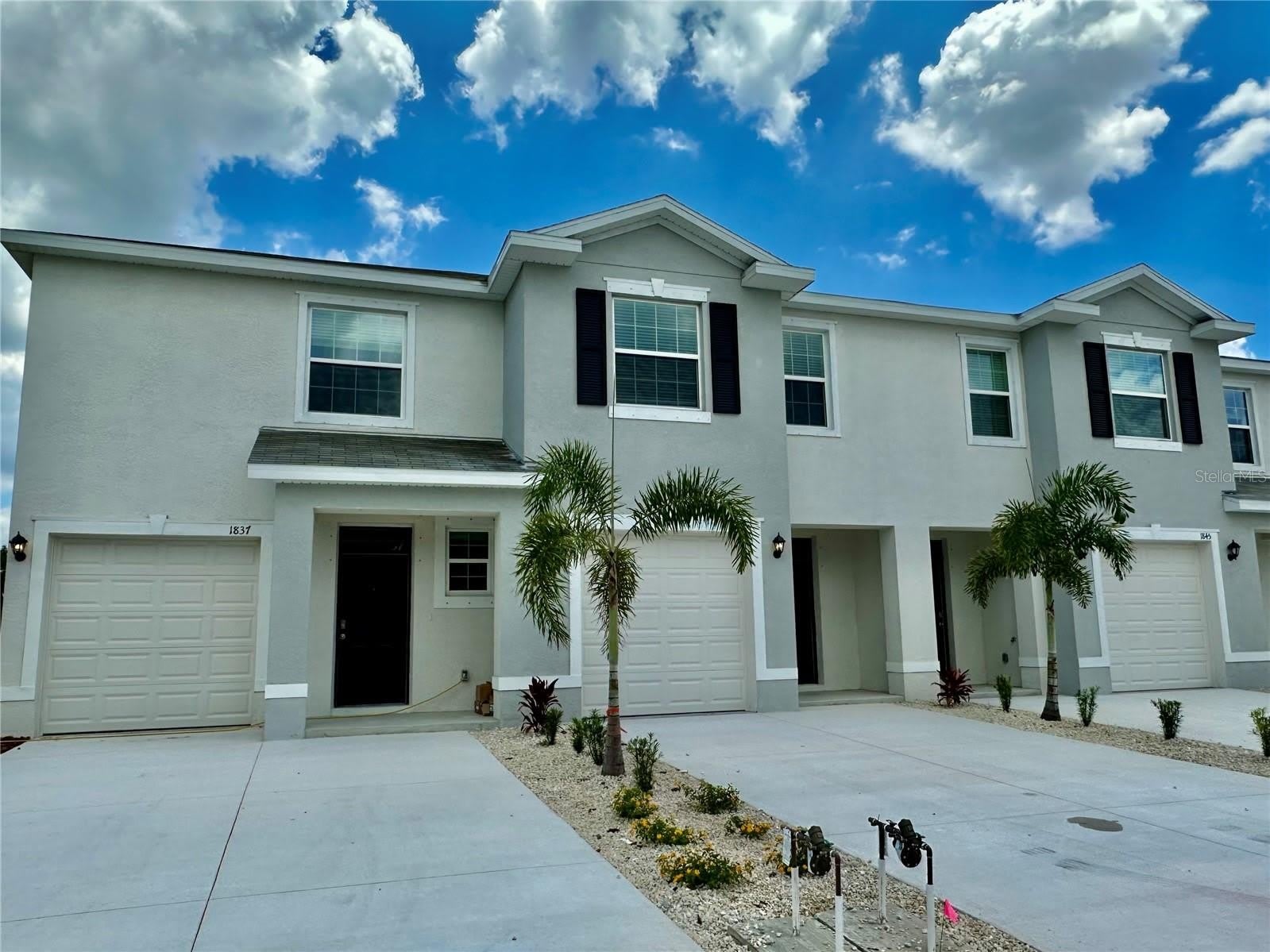 1841 PLEASANT MAPLE Court – photo 1