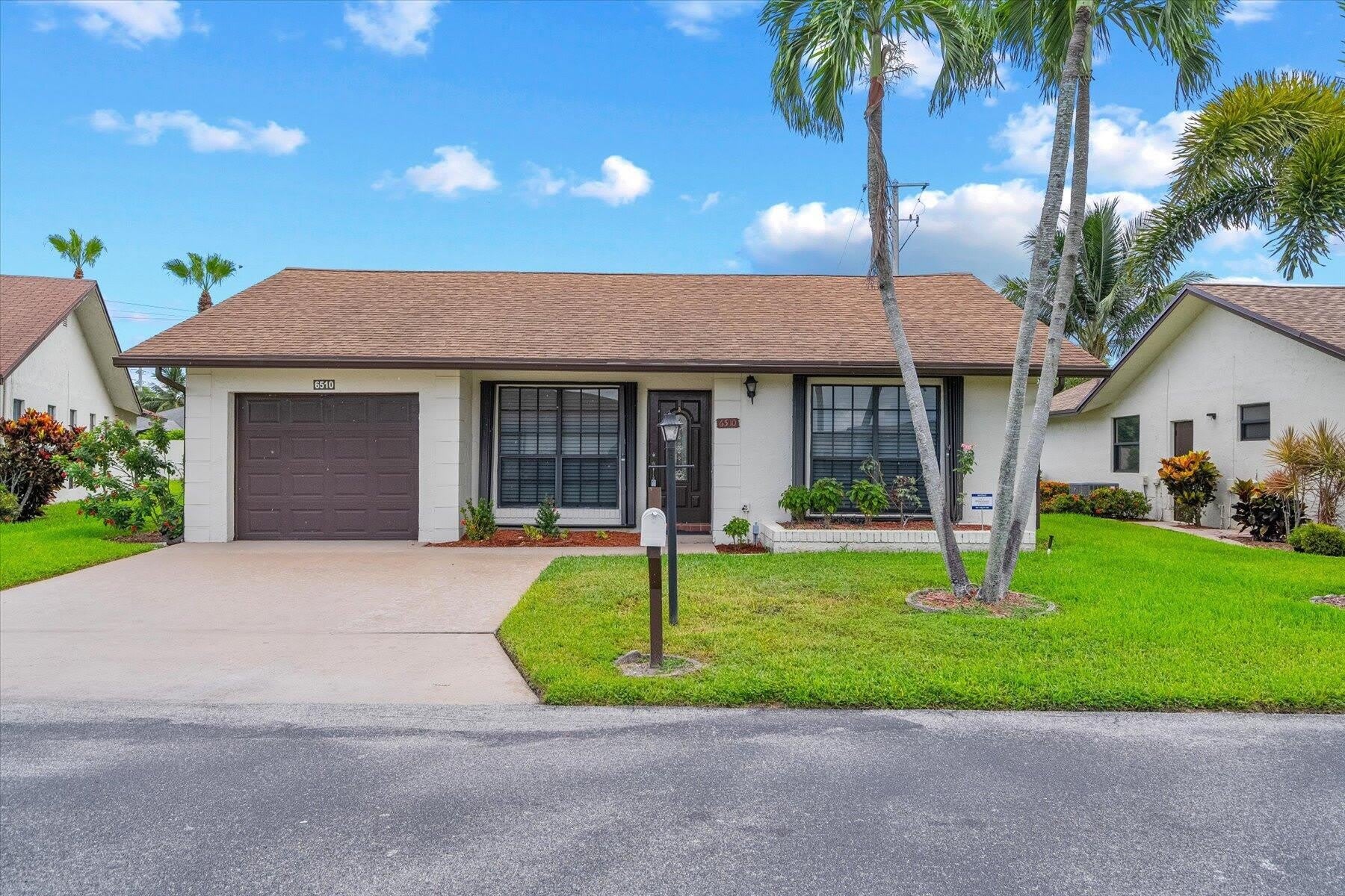6510 OLIVEWOOD Circle – photo 1