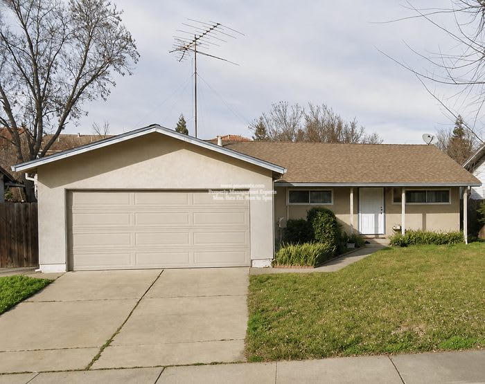 1635 Christina Avenue – photo 1