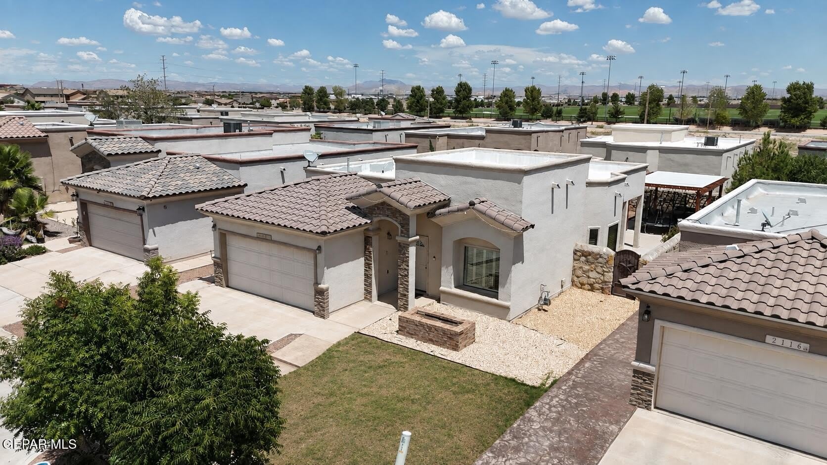 2120 CON LOCKHART Place – photo 1