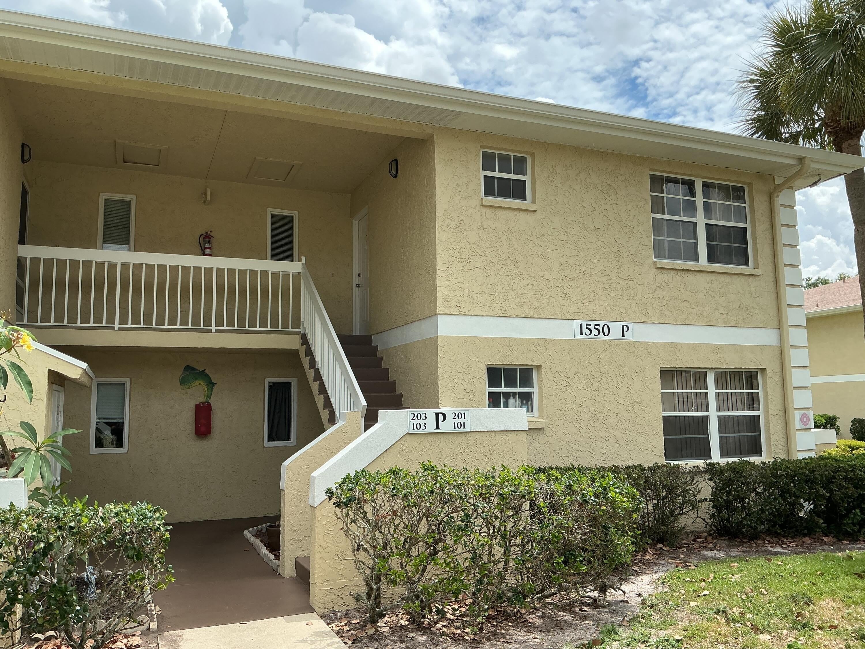 1550 Se Royal Green Circle – photo 1