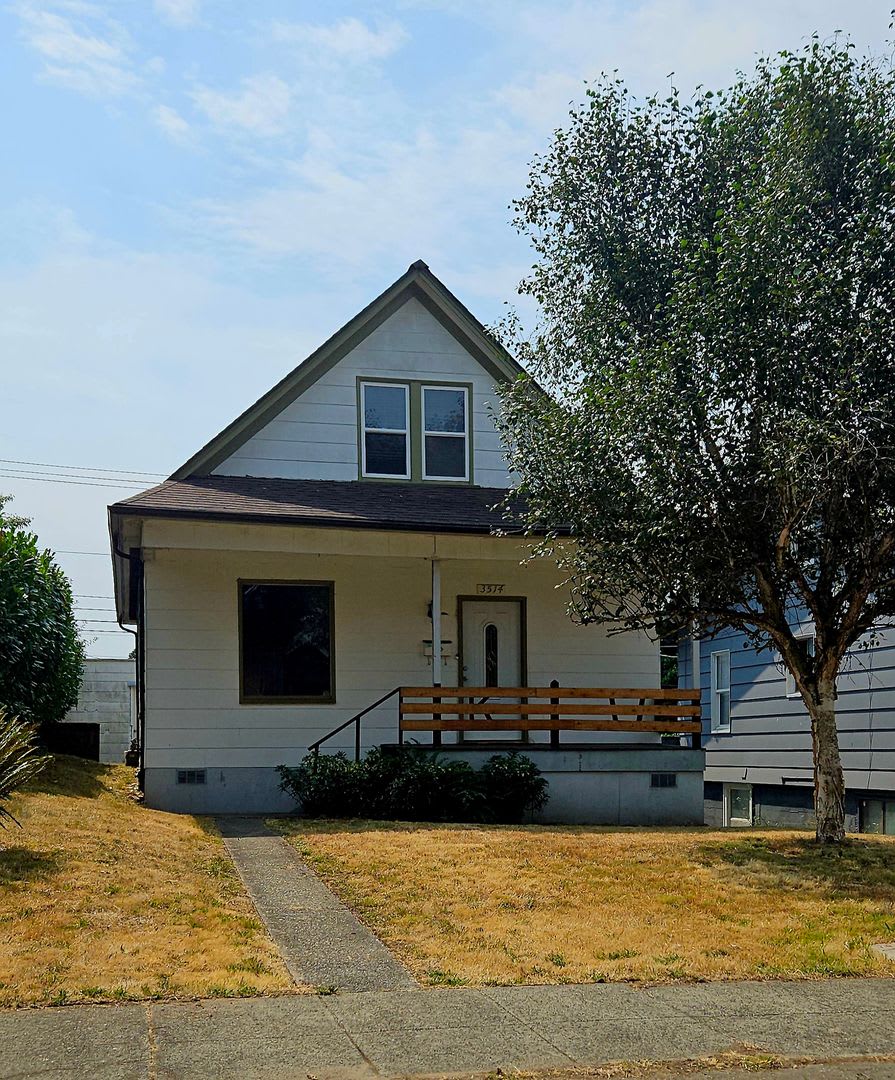 Lovely Tacoma house near UPS – photo 1