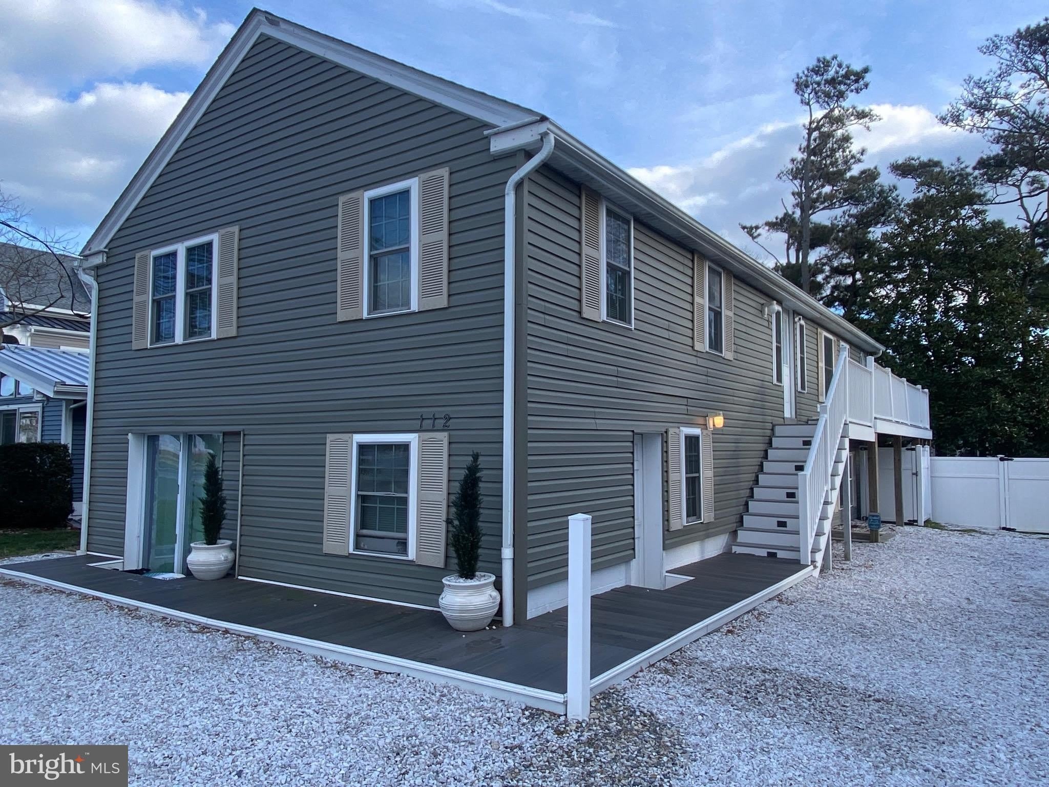 112 HOUSTON Street – photo 1 of 7