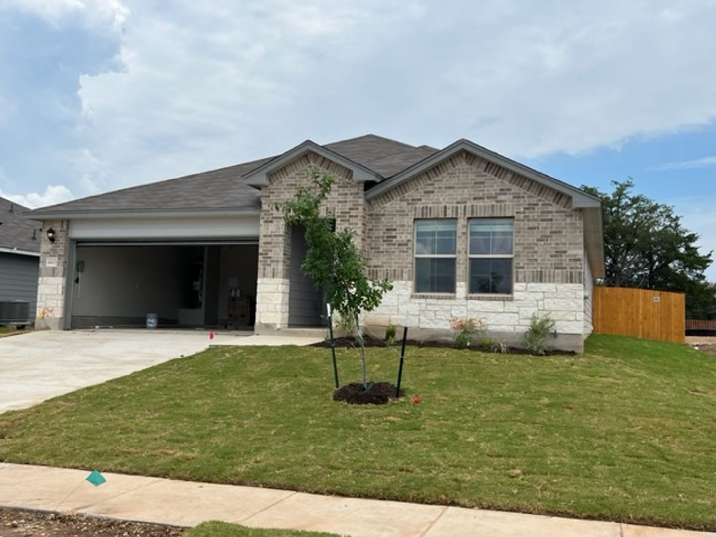 6917 Guadalupe Rd. – photo 1