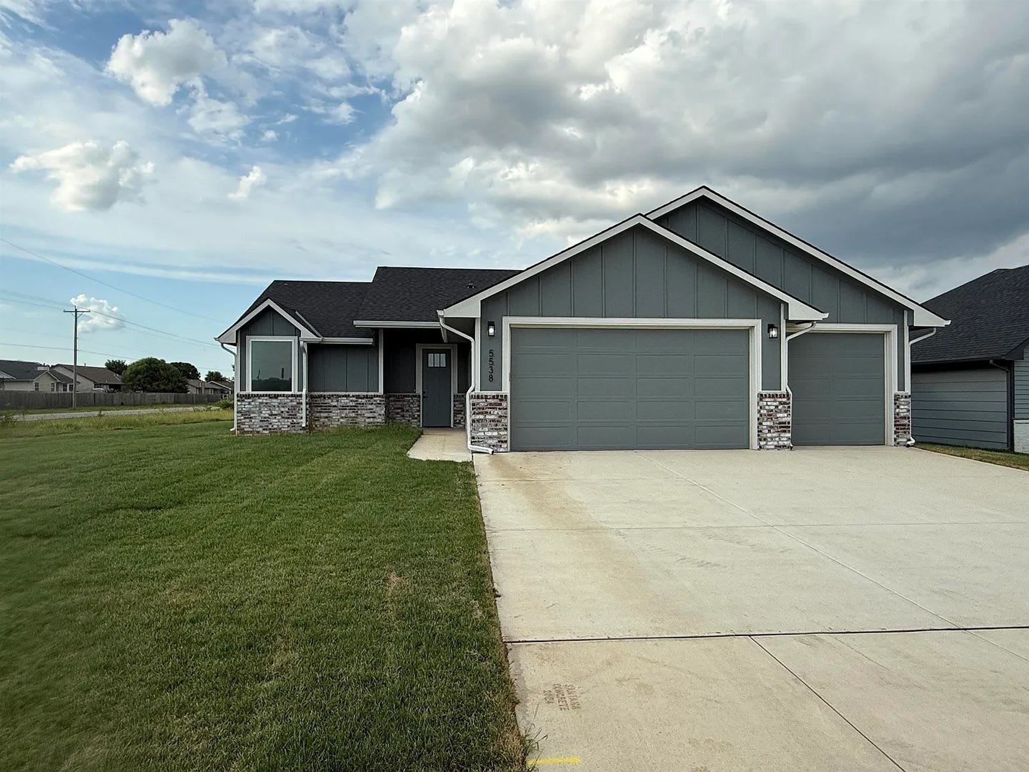 5538 W 42ND ST S – photo 1 of 18