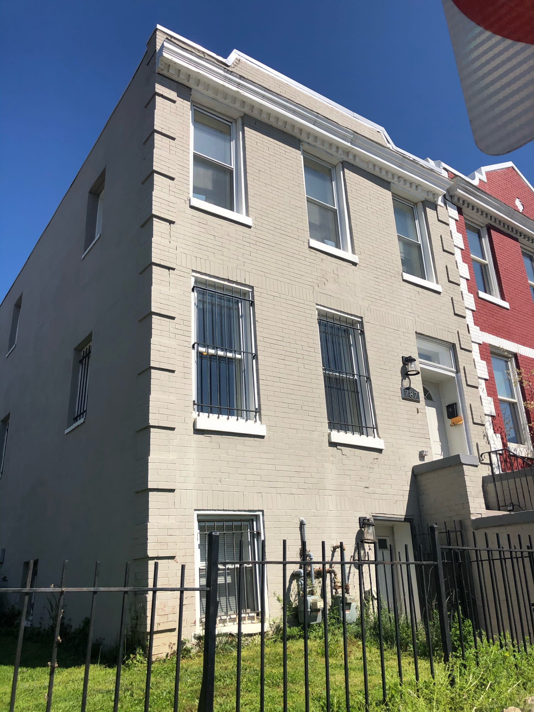 787 Fairmont St., NW – photo 1