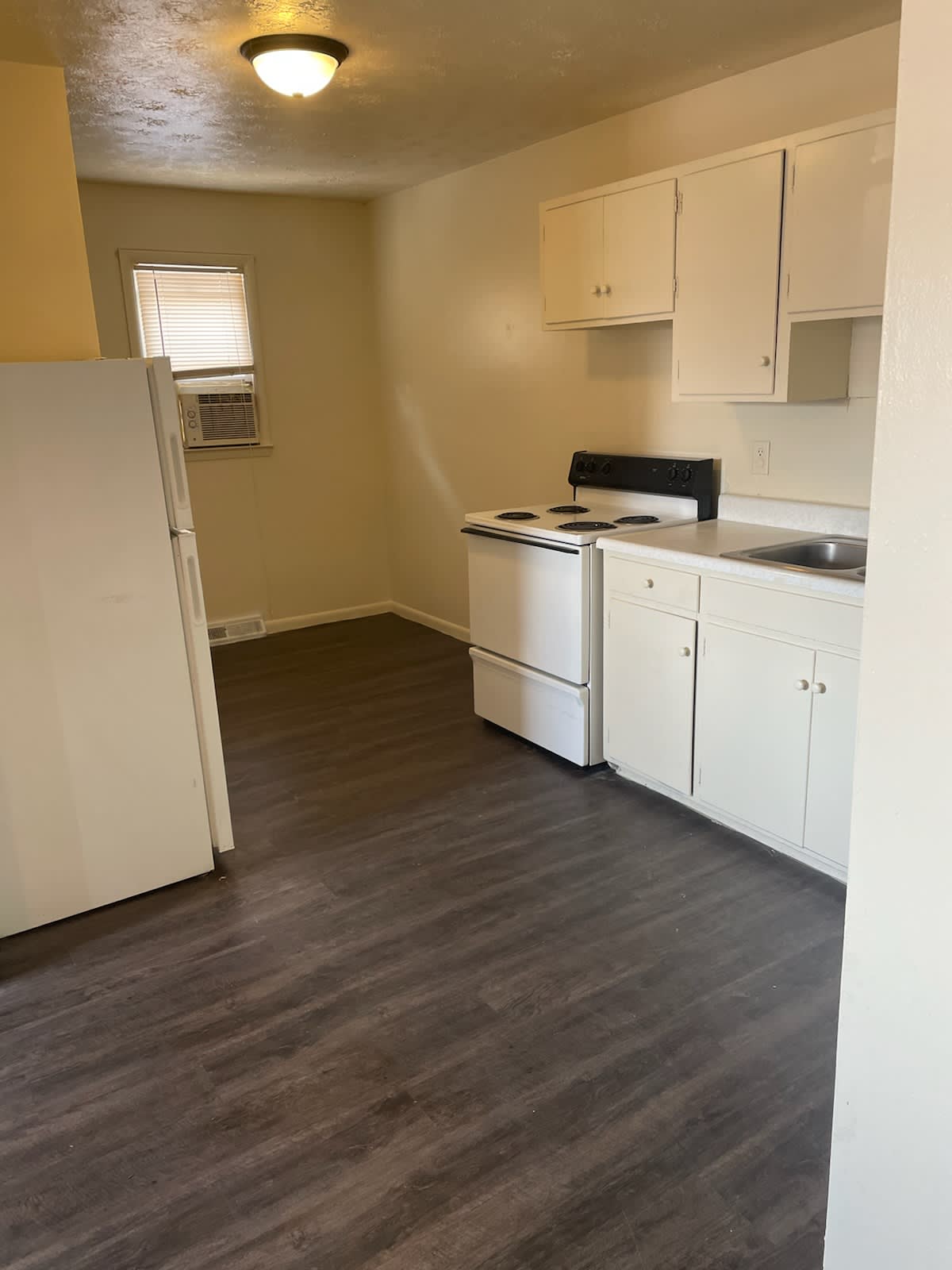 491 E 2nd St – photo 1 of 5