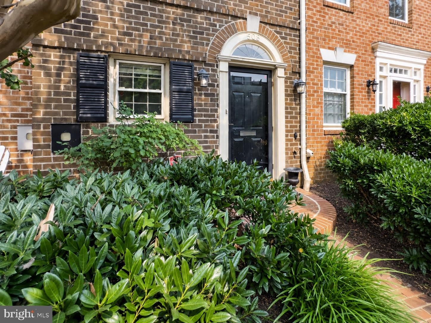508 TOBACCO Quay – photo 1 of 34