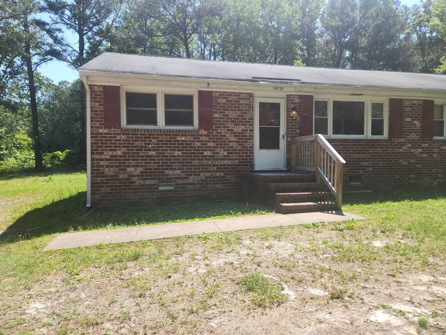 DUPLEX IN PRINCE GEORGE COUNTY – photo 1 of 12
