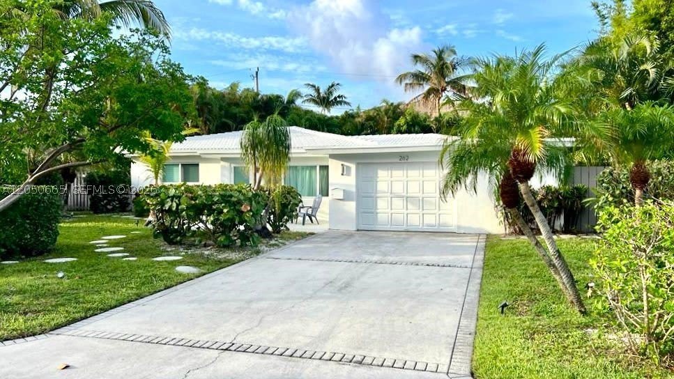 262 Bombay Ave – photo 1
