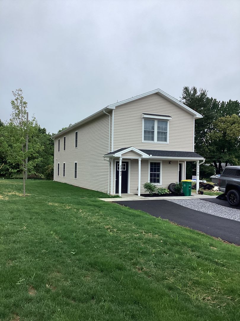1792 Wilson Ave – photo 1 of 11