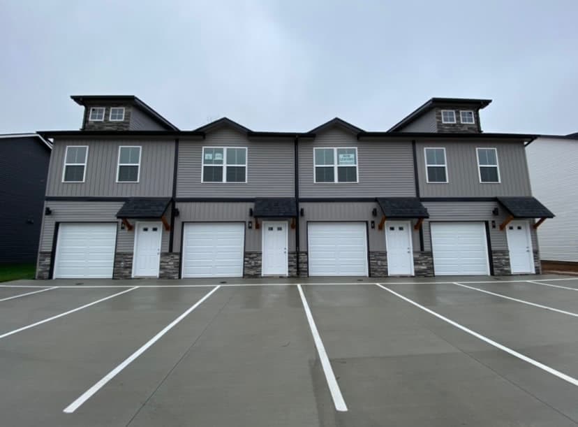 1032 Glenkirk Drive – photo 1