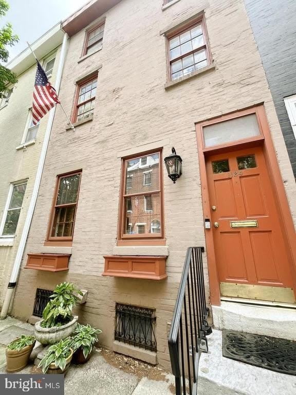 1124 RODMAN STREET – photo 1