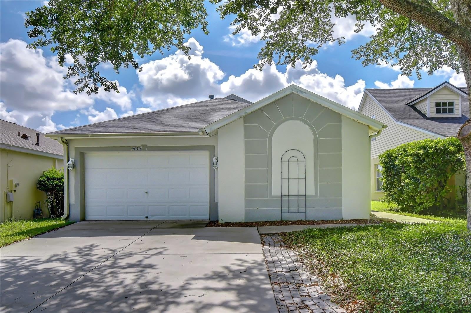 6010 SKYLARKCREST Drive – photo 1 of 31