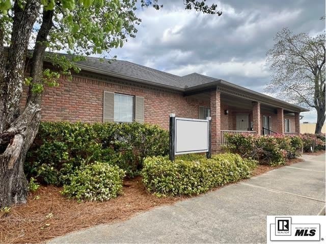 206 MCMILLAN ROAD – photo 1 of 33