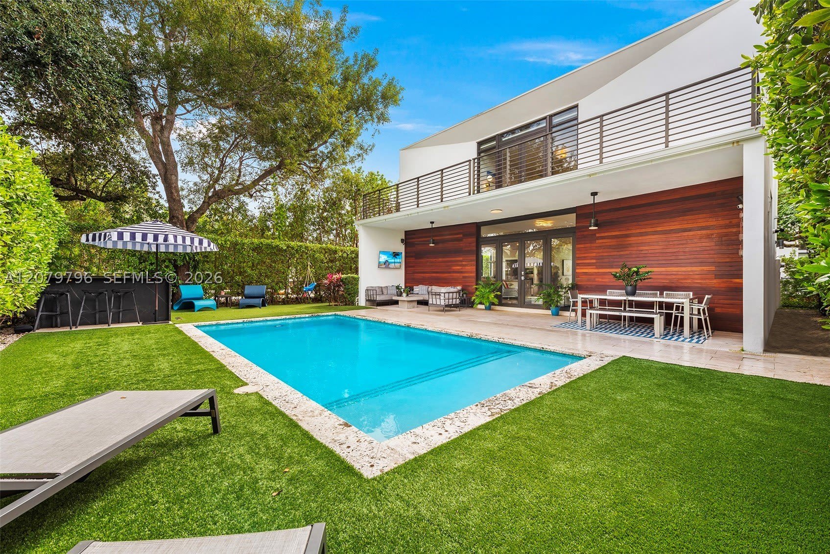 8611 Arboretum Ln – photo 1