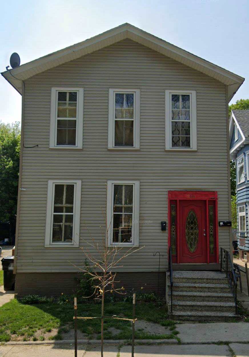 920 Park Ave – photo 1