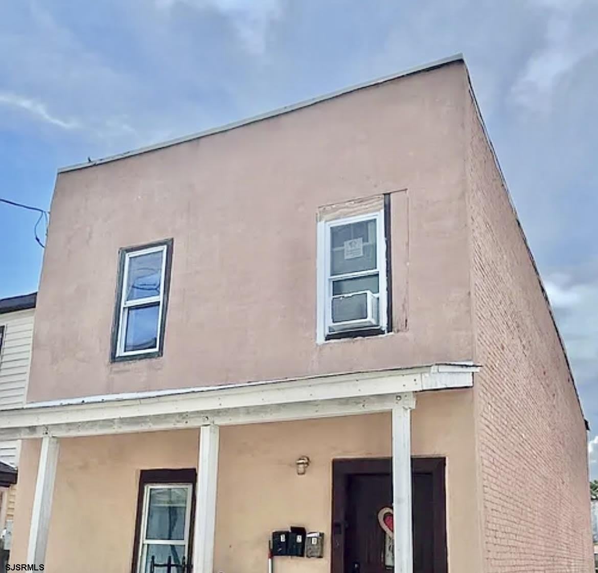 326 N Tennessee Avenue – photo 1 of 8