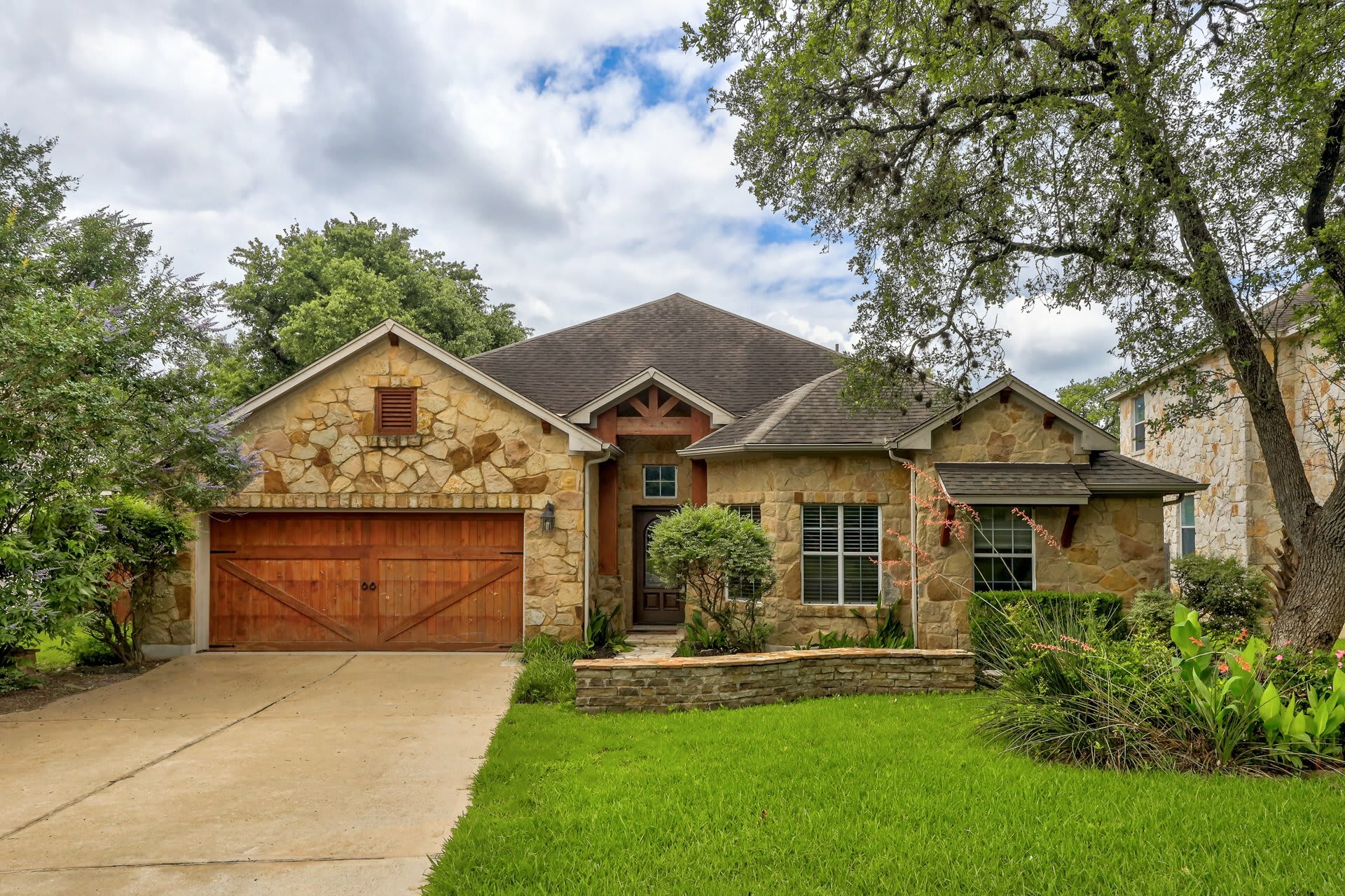 5723 York Bridge Circle – photo 1
