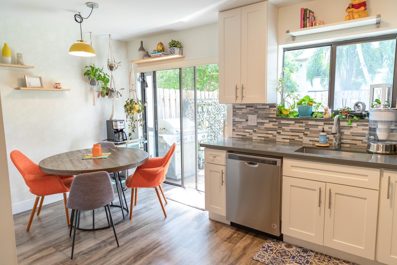 303 City View Drive – photo 1 of 22