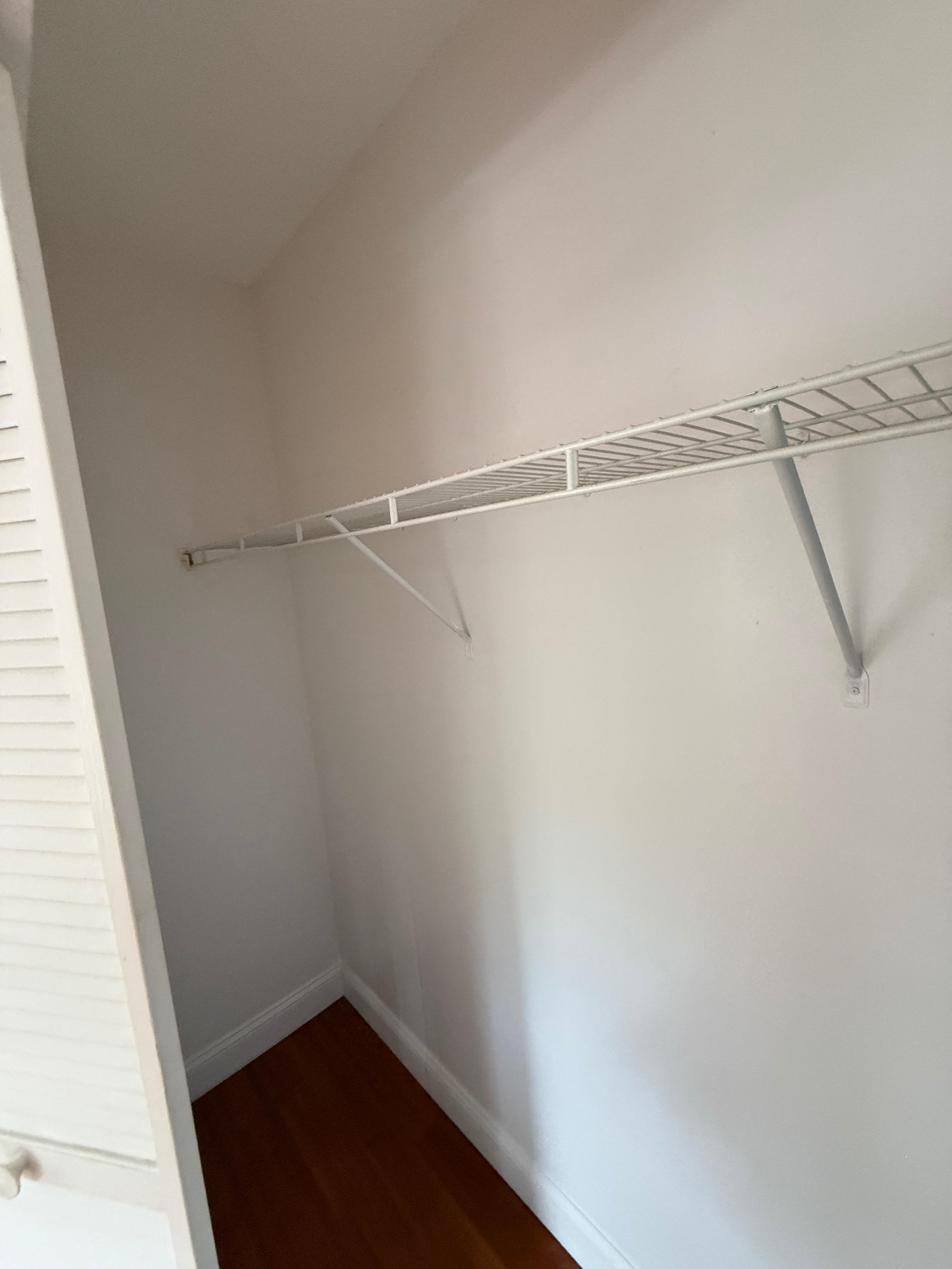 5981 N Falls Cir Dr – photo 1