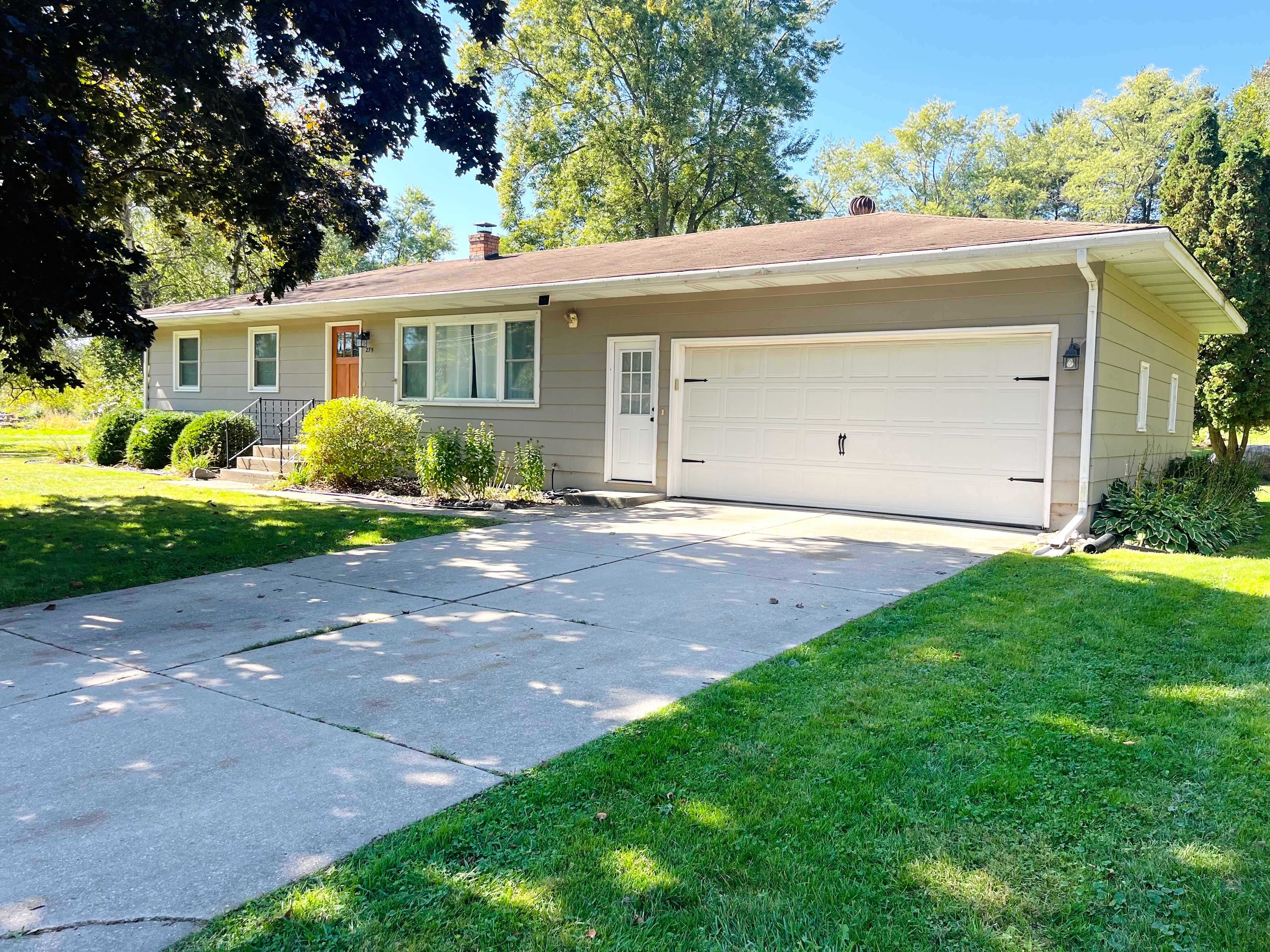 275 Oak Street – photo 1 of 23